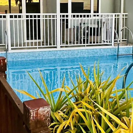 Ultimate Relaxation With Stunning View Of Manila Staycation