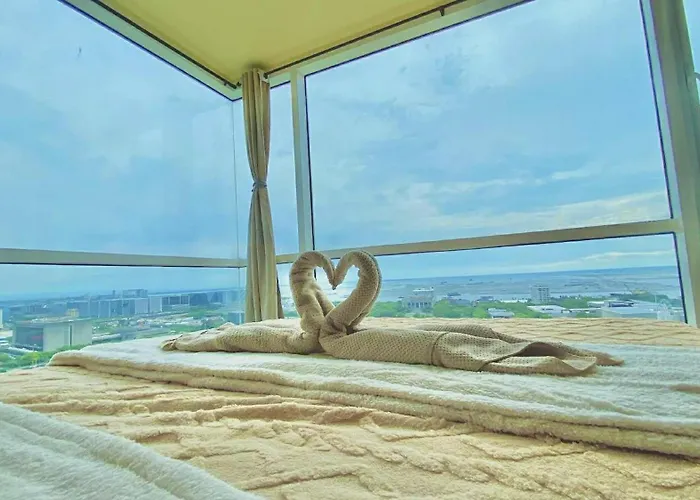 Apartahotel Ultimate Relaxation With Stunning View Of Staycation