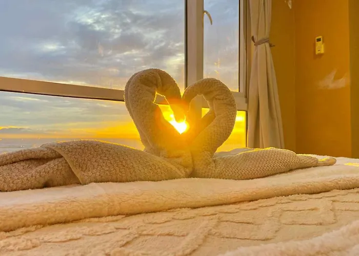 Ultimate Relaxation With Stunning View Of Staycation Apartahotel Manila